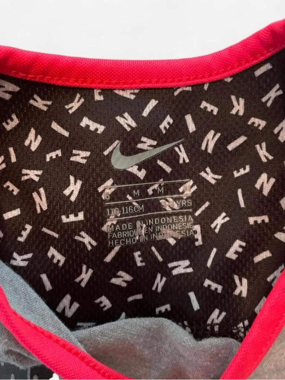 Nike Toddler Girls' 'Just Do It' Tank & Shorts Set - Gray & Black w/ Pink size 6 - Picture 2 of 3